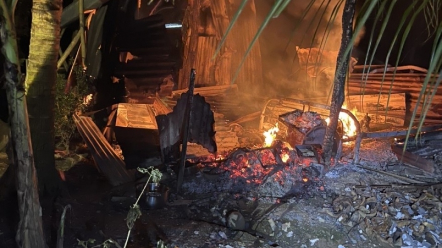 Cháy nhà ở Vĩnh Long, 1 người tử vong